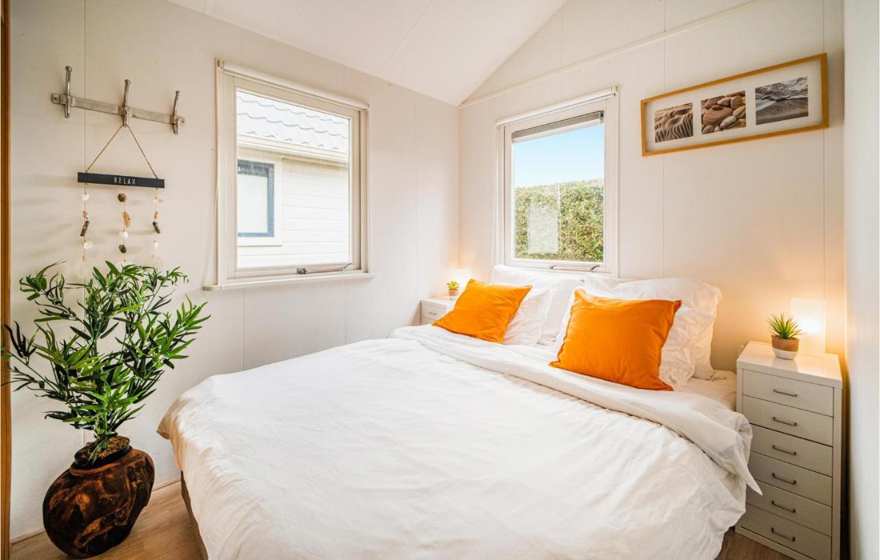 3 Bedroom Pet Friendly Home In Tzummarum Eksteriør billede